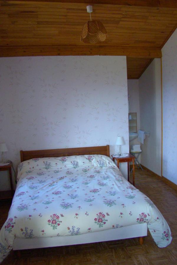 Chambres D'Hotes Les Graves Saint-Pierre-Lafeuille Exterior photo